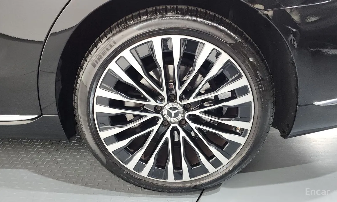 Фото 5 - Mercedes-Benz S-Class