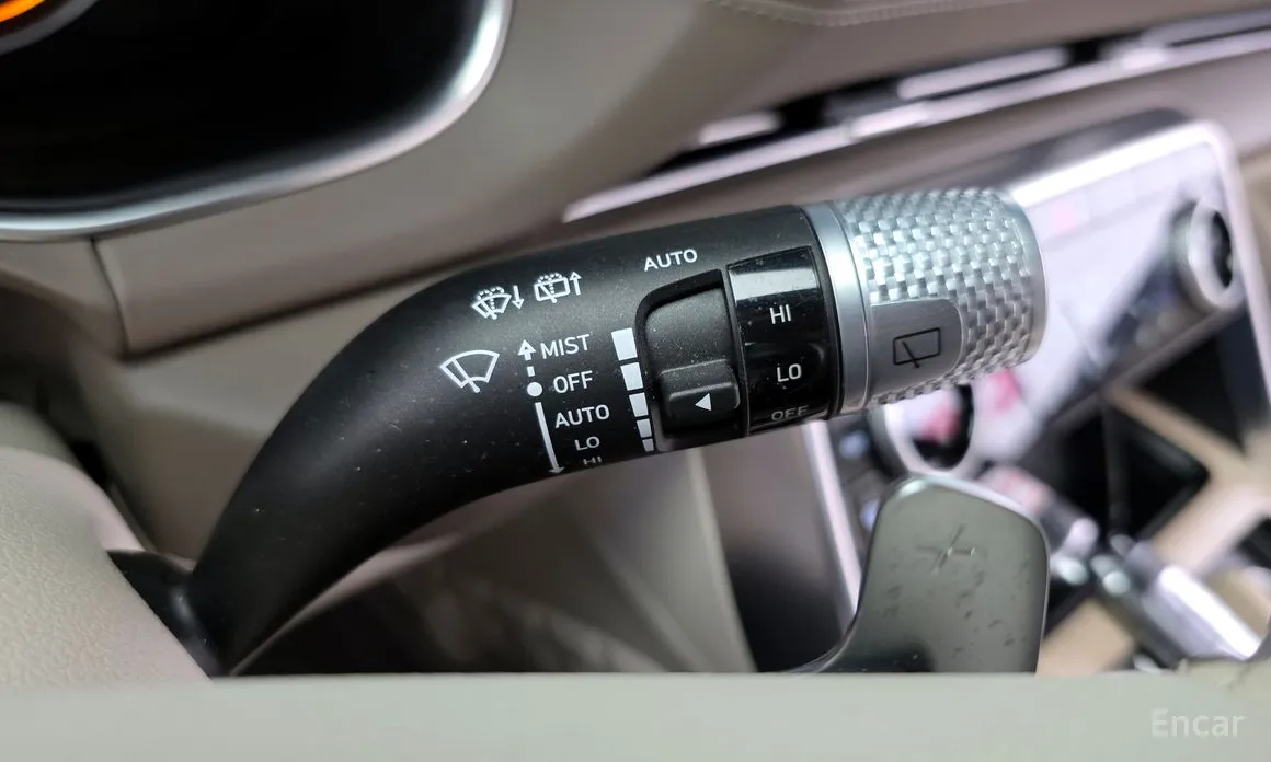 Фото 14 - Genesis GV80