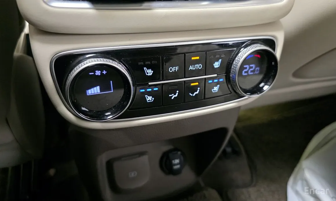 Фото 18 - Genesis GV80