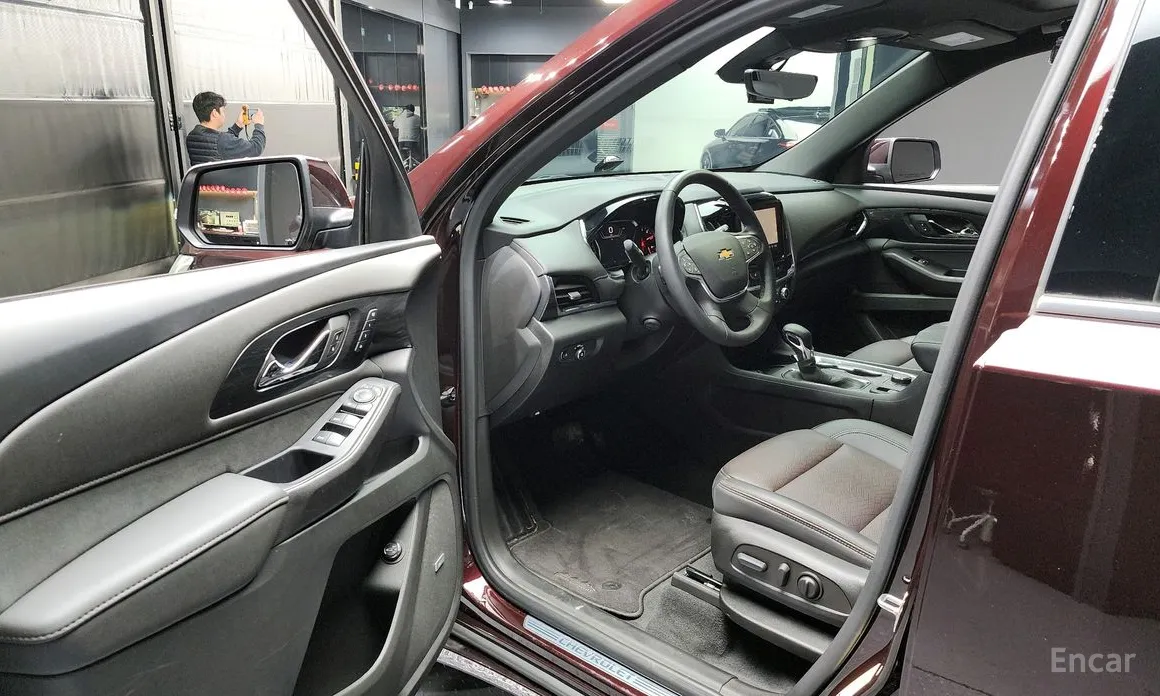 Фото 10 - Chevrolet Traverse