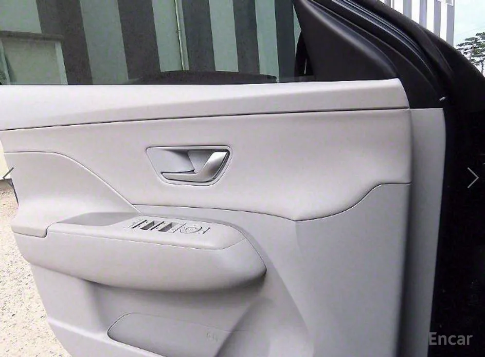 Фото 11 - Hyundai Kona