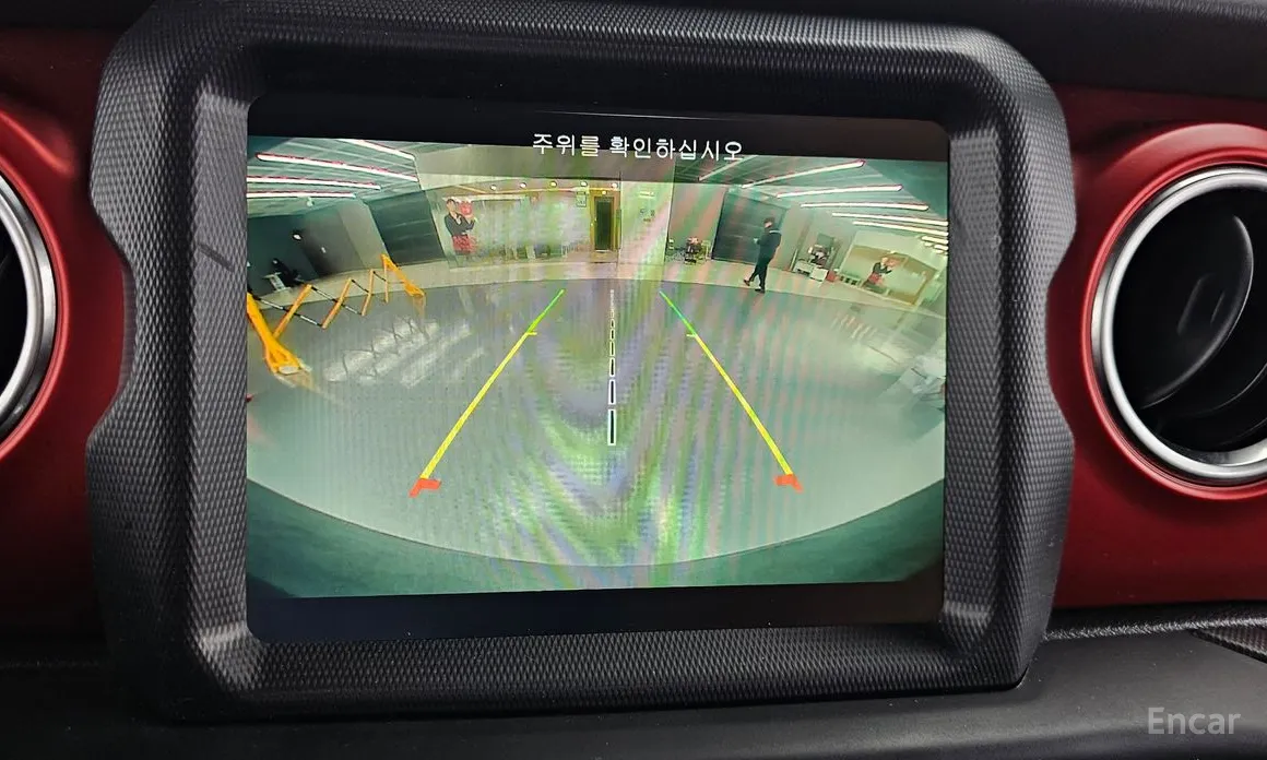 Фото 16 - Jeep Wrangler