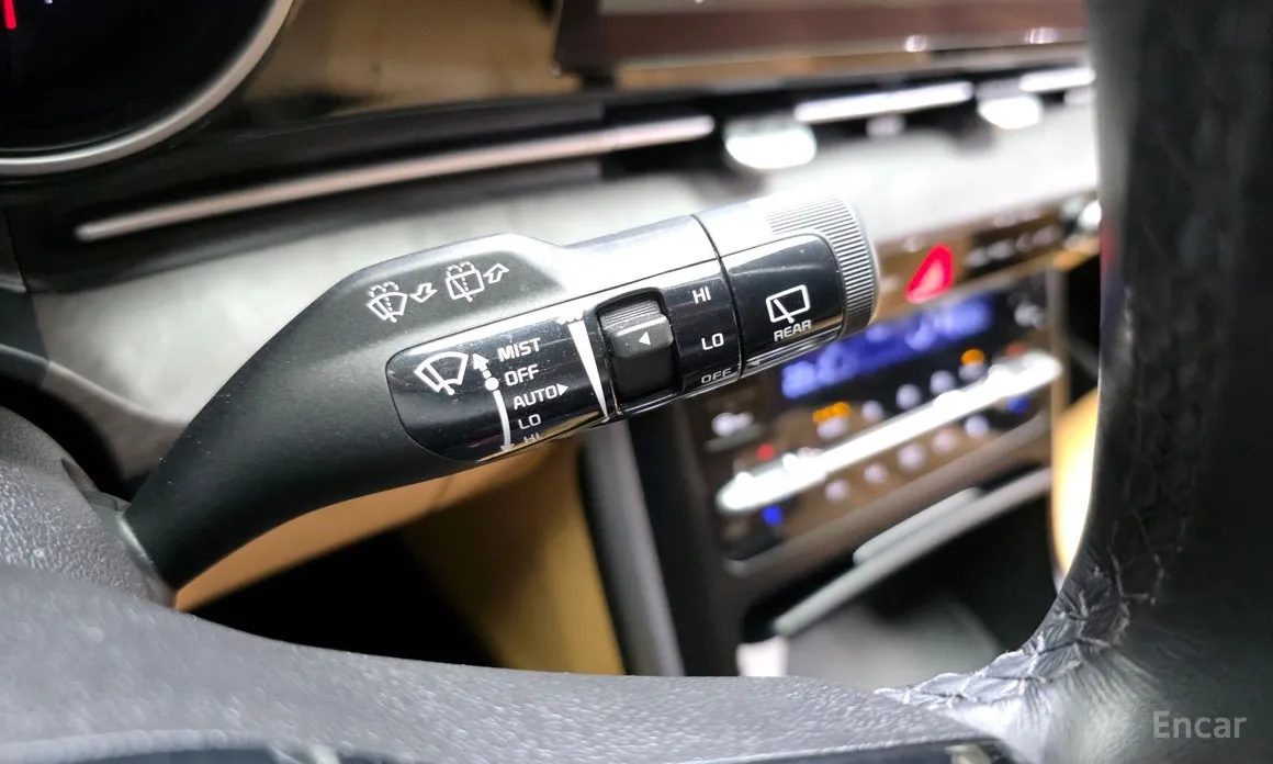 Фото 16 - Kia Carnival