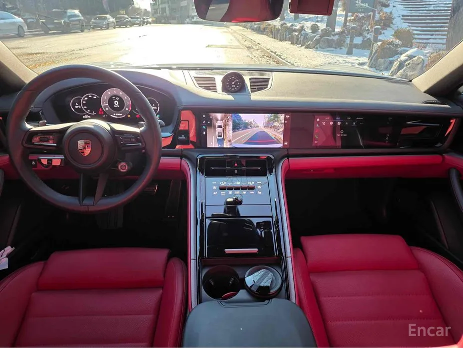 Фото 19 - Porsche Panamera