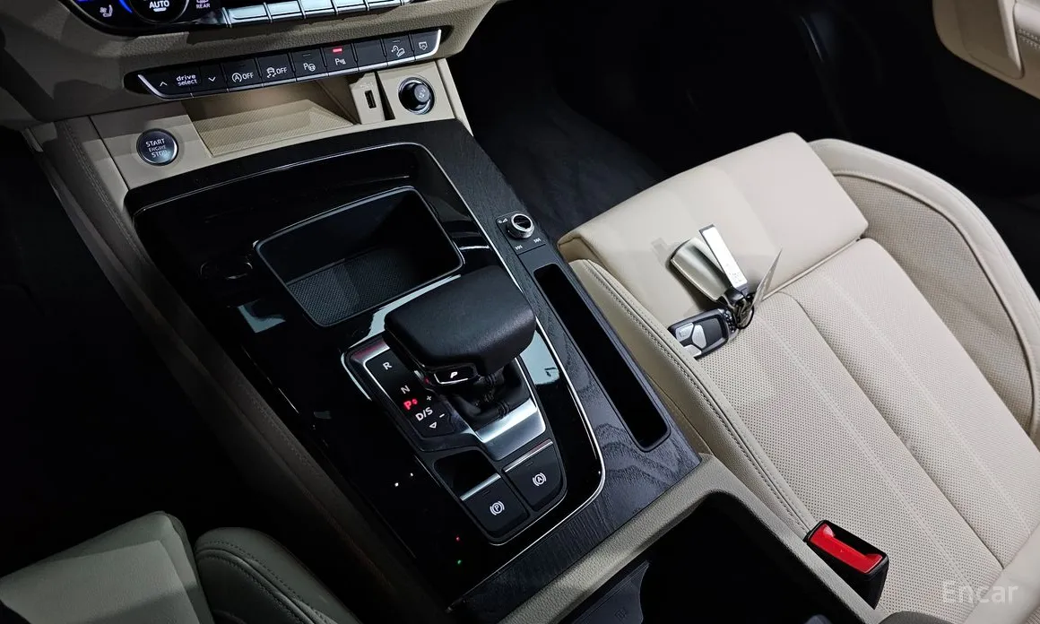 Фото 9 - Audi Q5