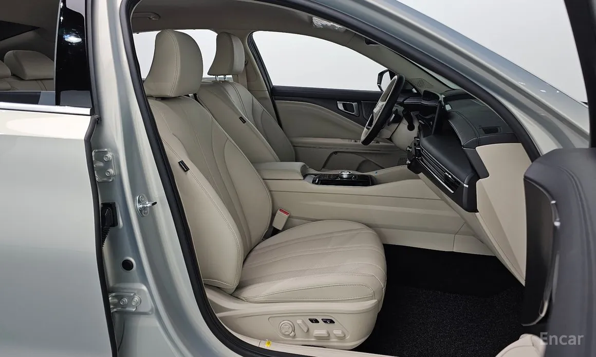 Фото 10 - Kia K8