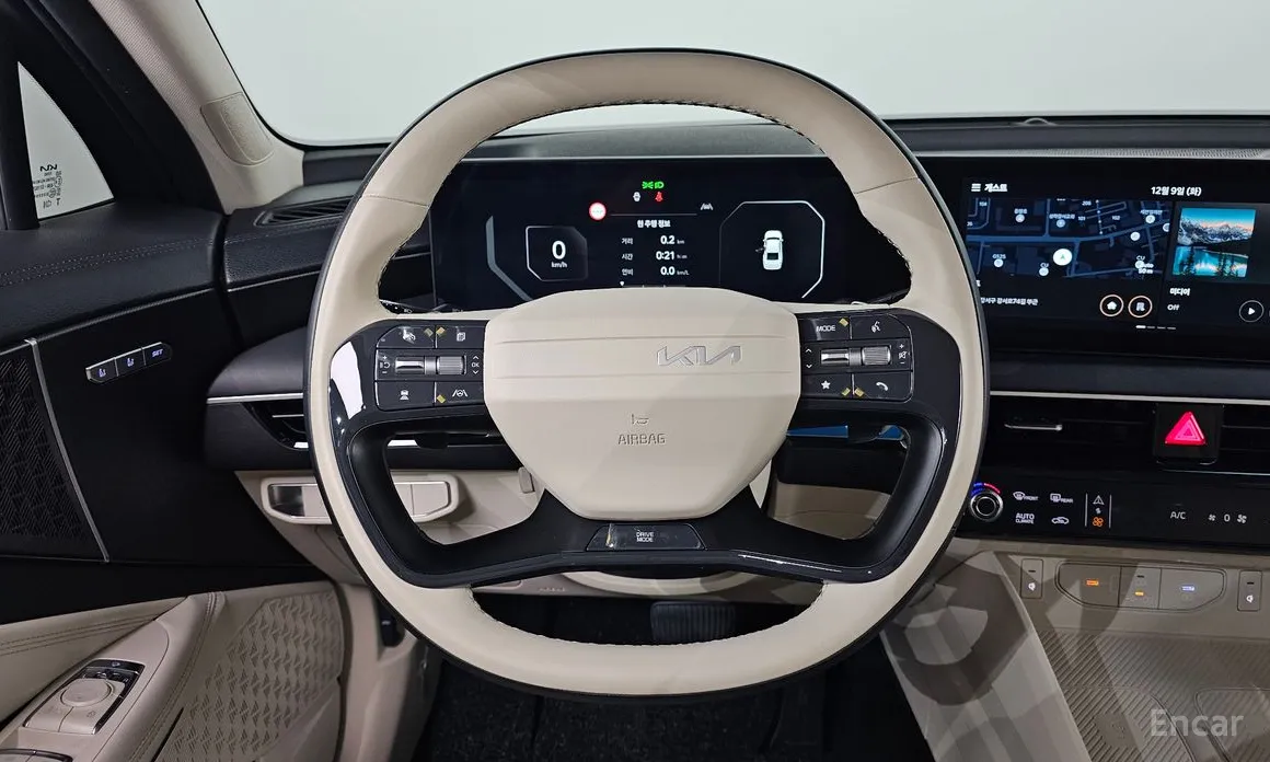 Фото 13 - Kia K8