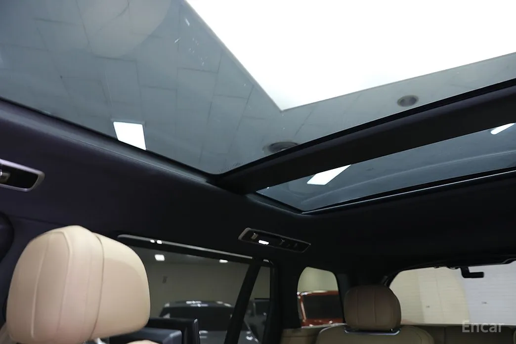 Фото 10 - Land Rover Range Rover