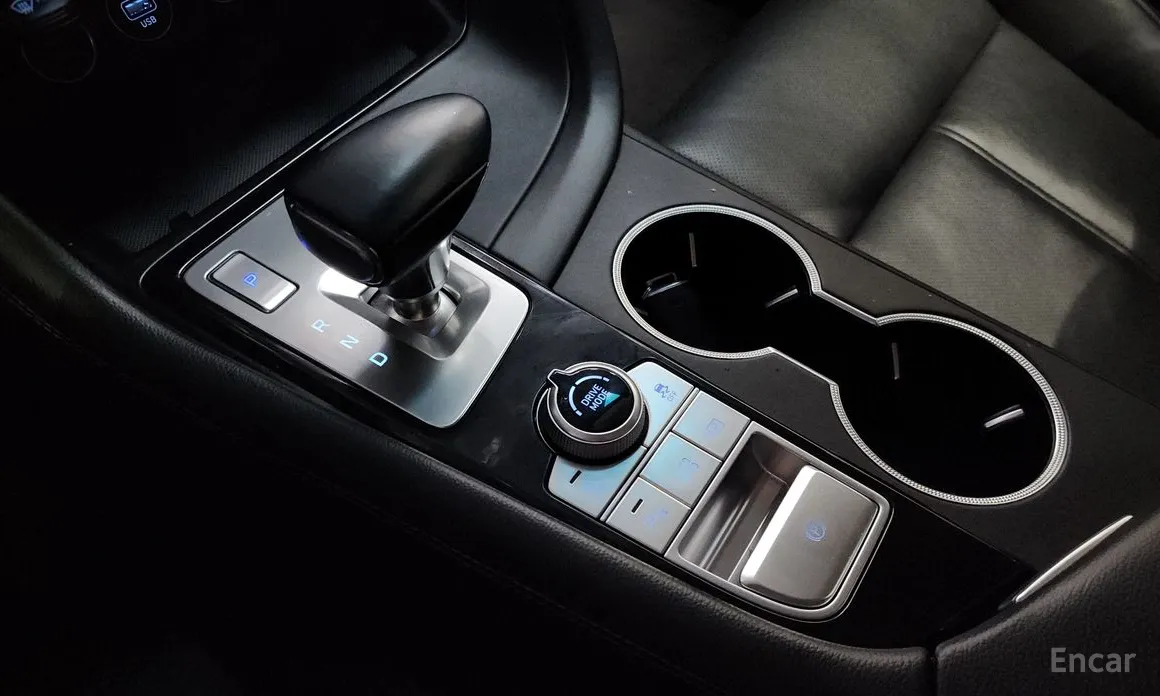 Genesis G70 2020 Gasoline 2.0T 4WD