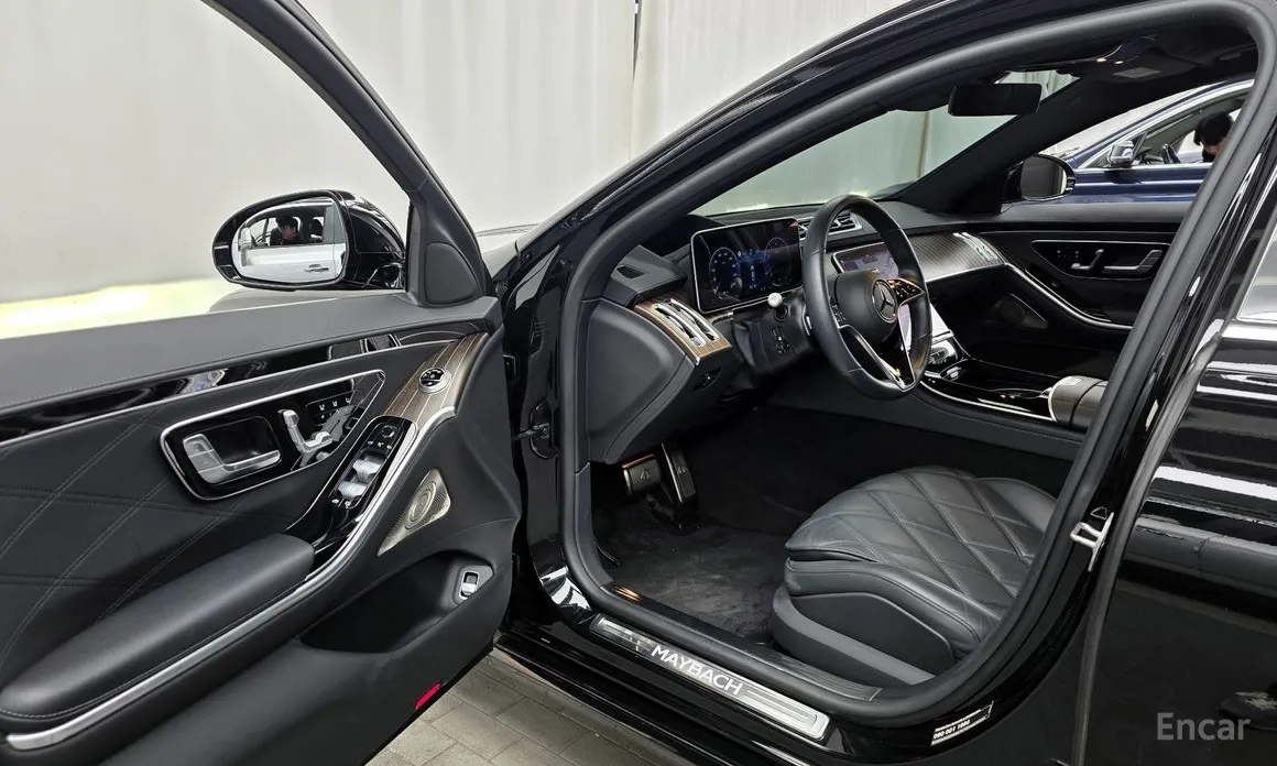 Фото 10 - Mercedes-Benz S-Class