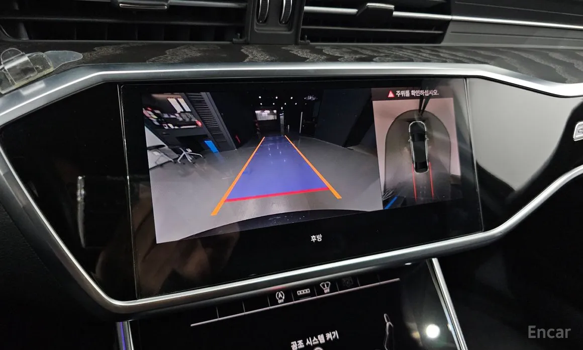 Фото 15 - Audi A6