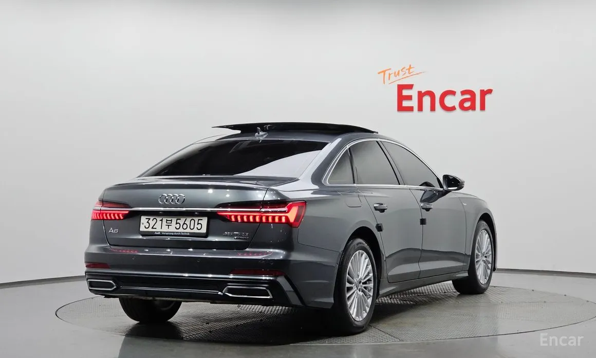 Фото 2 - Audi A6