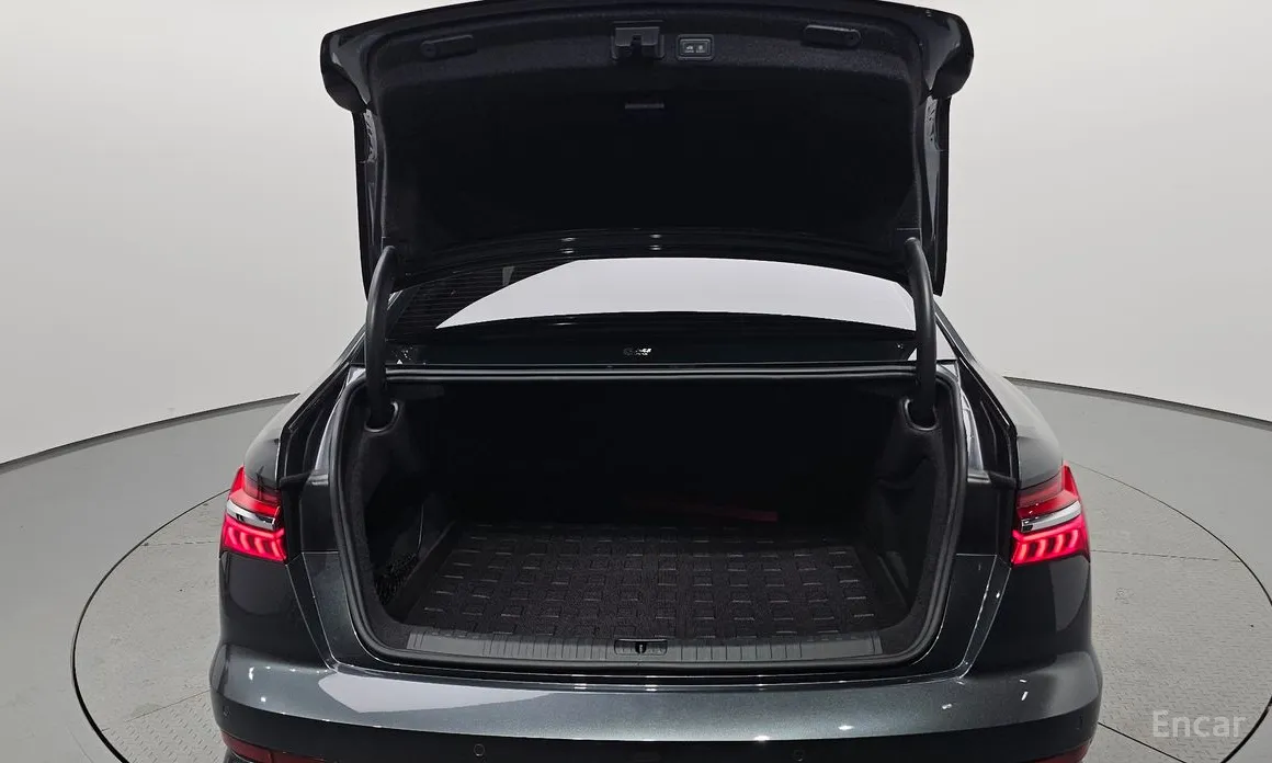 Фото 20 - Audi A6