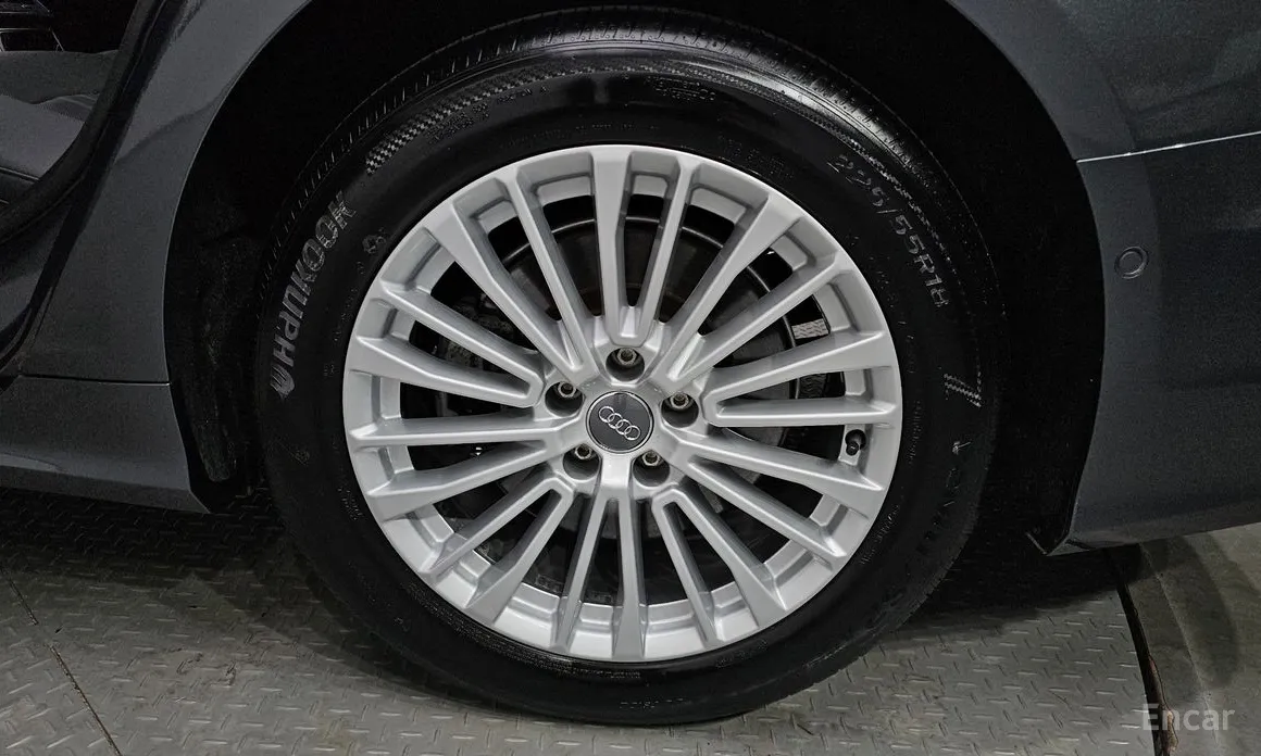 Фото 5 - Audi A6