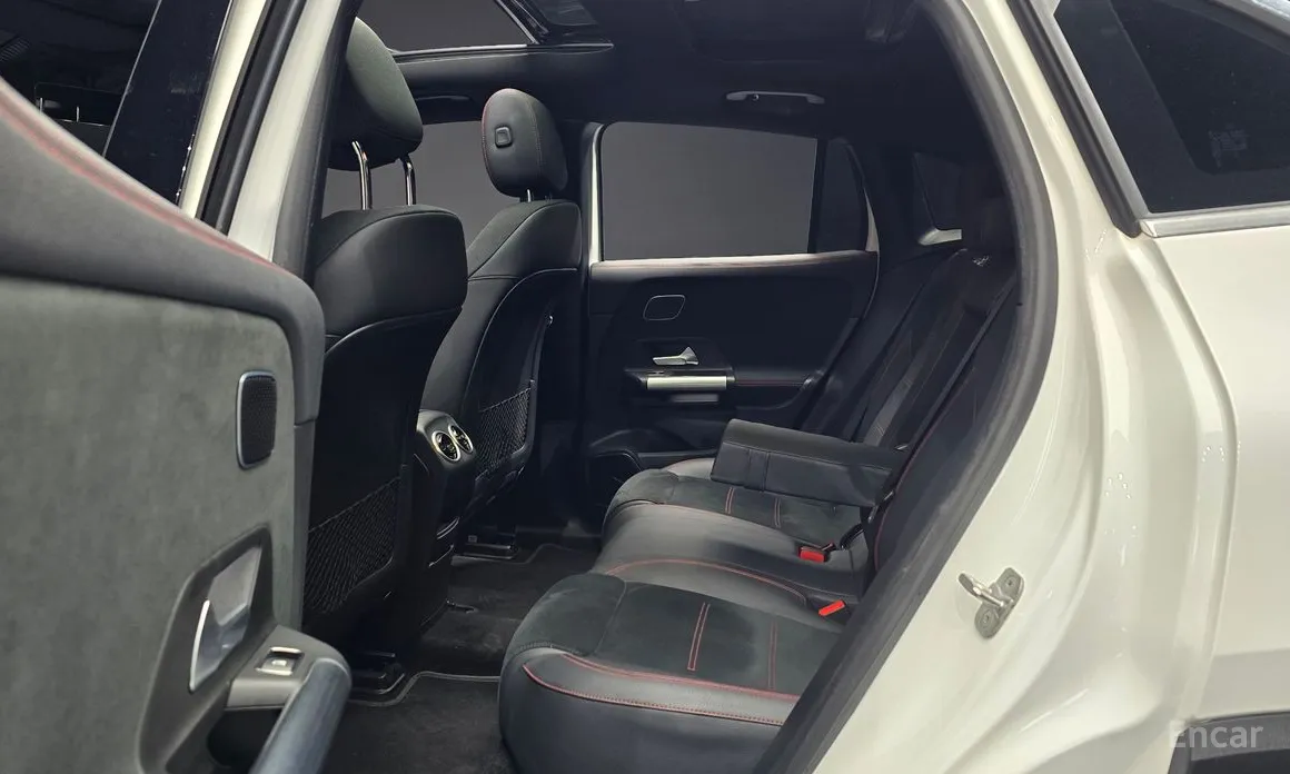 Фото 12 - Mercedes-Benz EQA