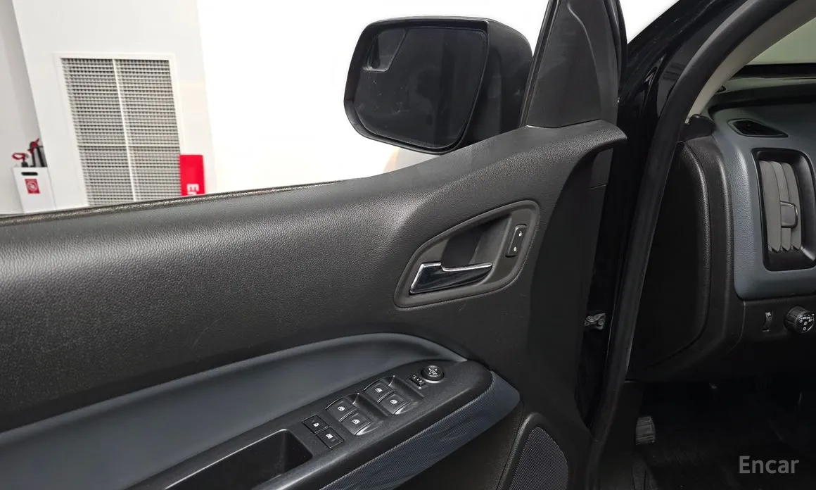 Фото 13 - Chevrolet Colorado