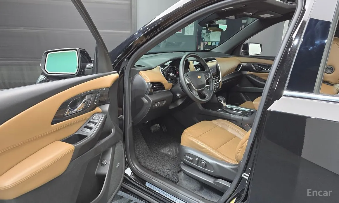 Фото 10 - Chevrolet Traverse