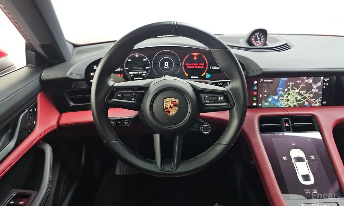 Фото 13 - Porsche Taycan