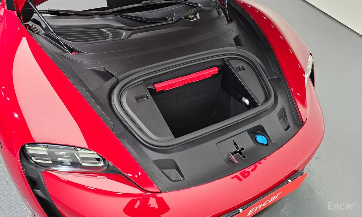 Фото 6 - Porsche Taycan