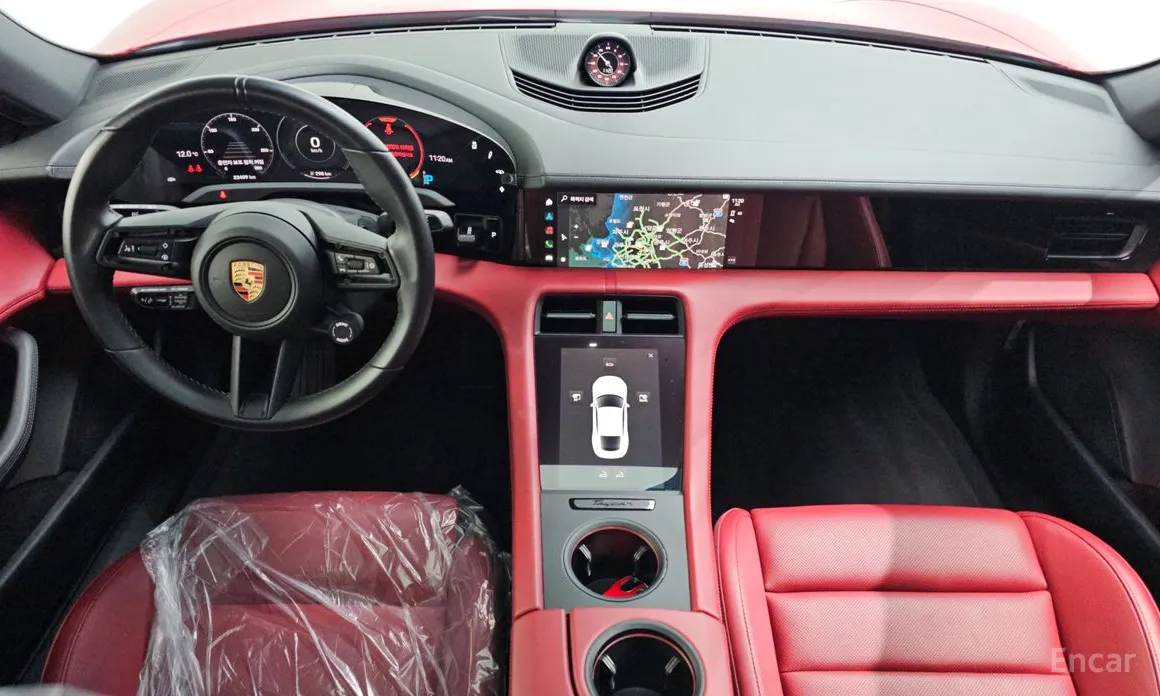 Фото 7 - Porsche Taycan