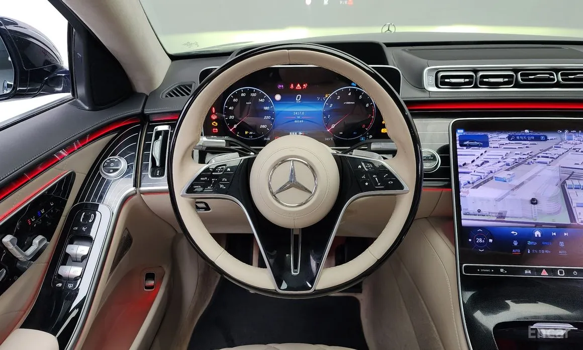 Фото 13 - Mercedes-Benz S-Class