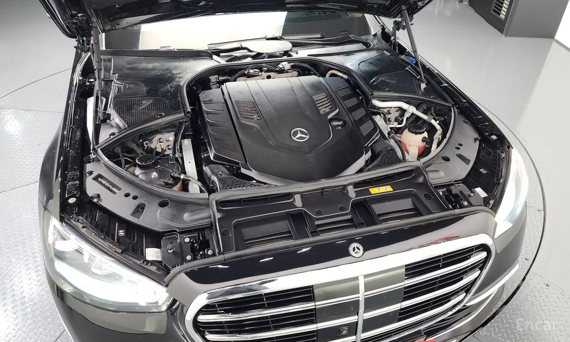 Фото 6 - Mercedes-Benz S-Class