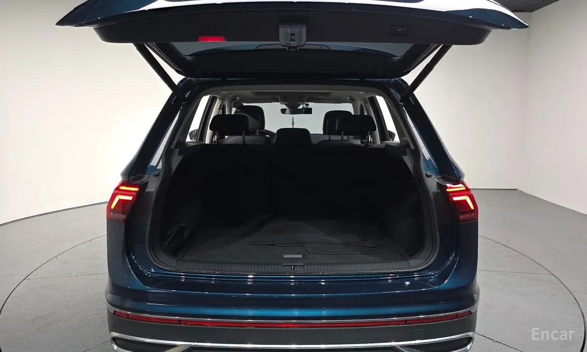 Фото 20 - Volkswagen Tiguan