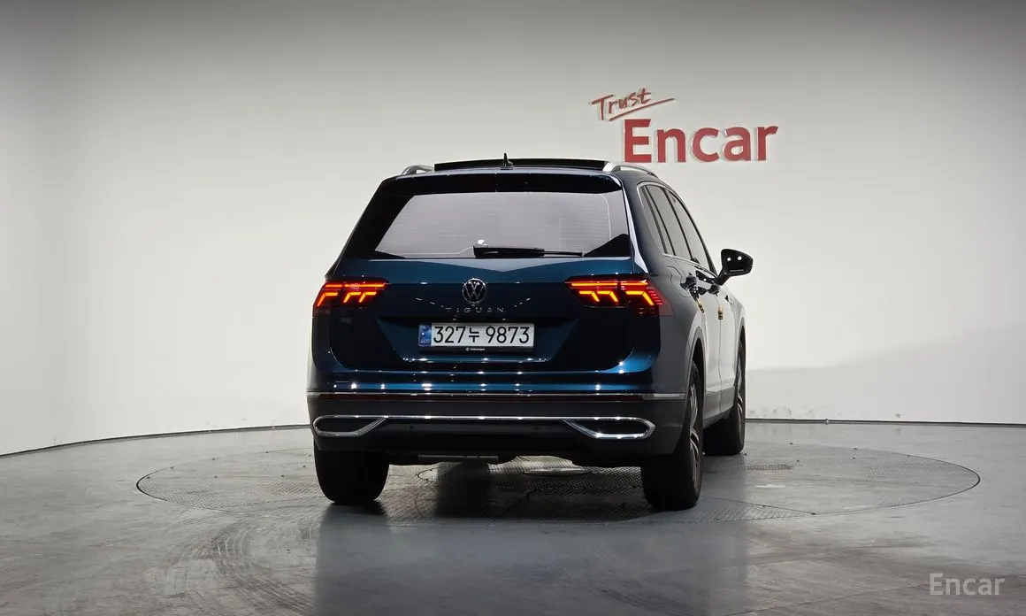 Фото 4 - Volkswagen Tiguan