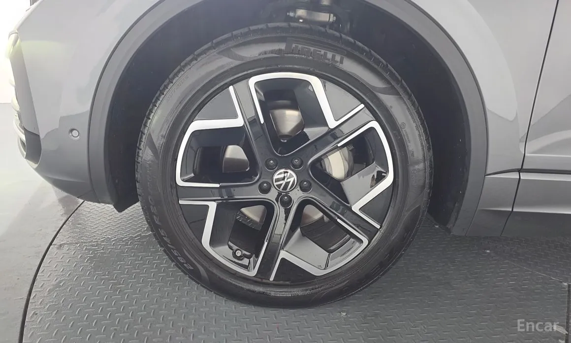 Фото 5 - Volkswagen Touareg