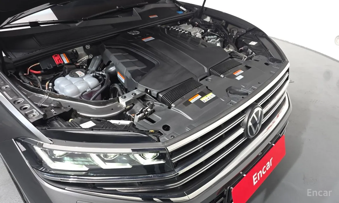 Фото 6 - Volkswagen Touareg