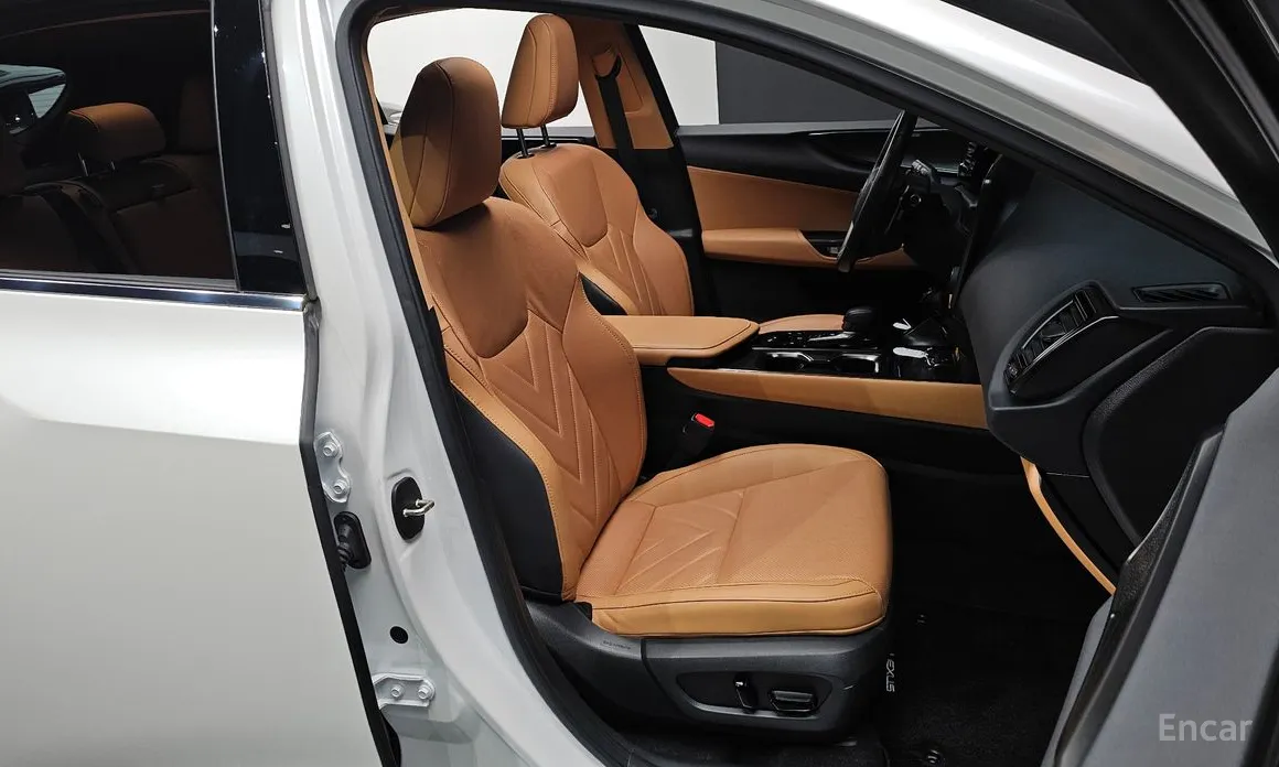 Фото 10 - Lexus NX