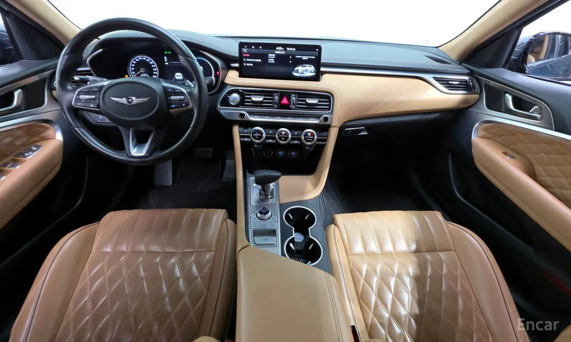 Фото 7 - Genesis G70