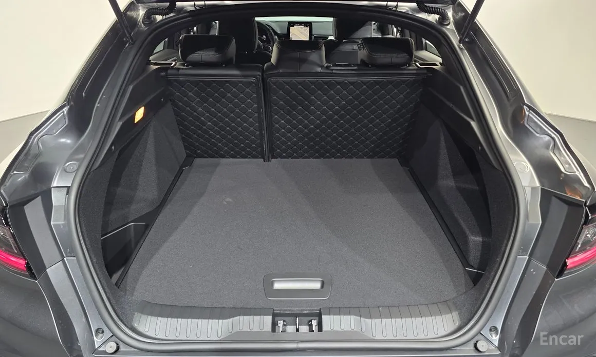 Фото 20 - Renault Arkana