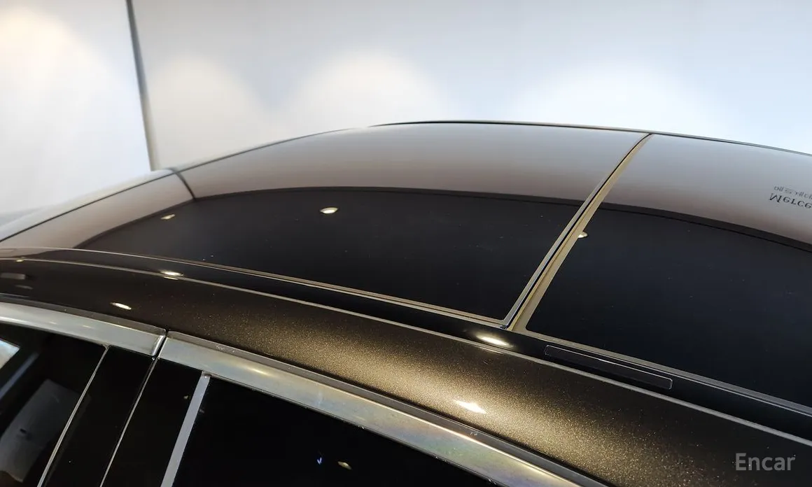 Фото 12 - Mercedes-Benz E-Class