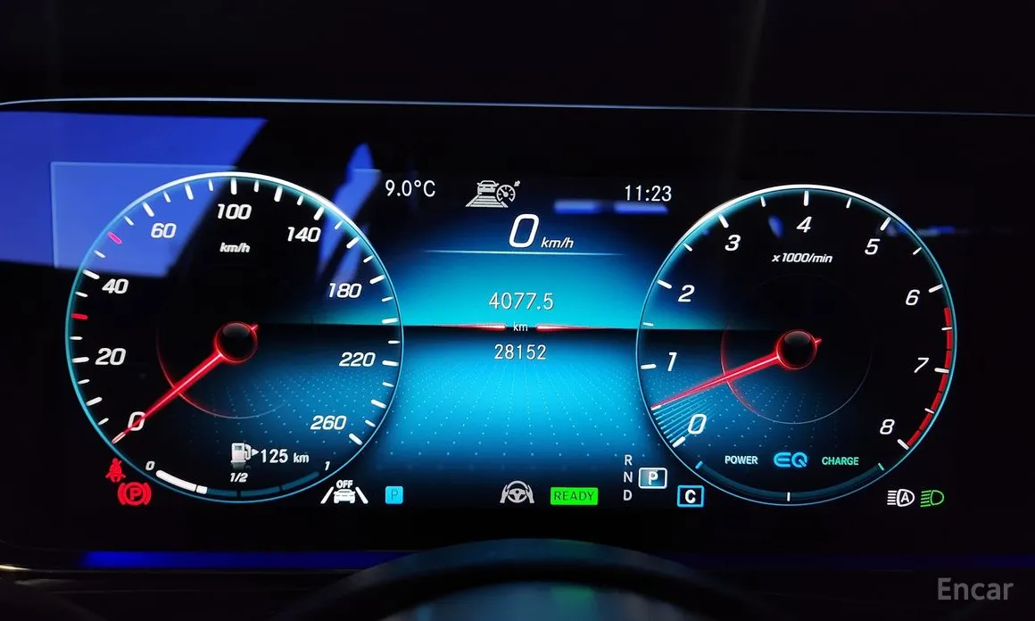 Фото 8 - Mercedes-Benz E-Class