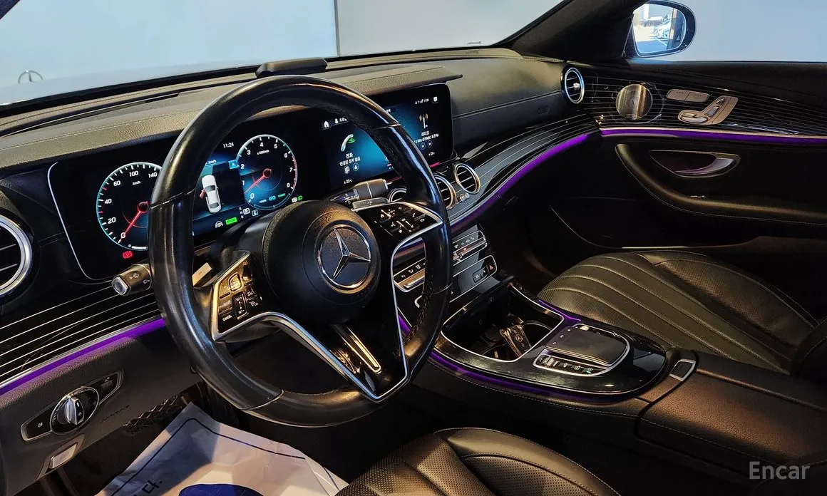 Фото 9 - Mercedes-Benz E-Class