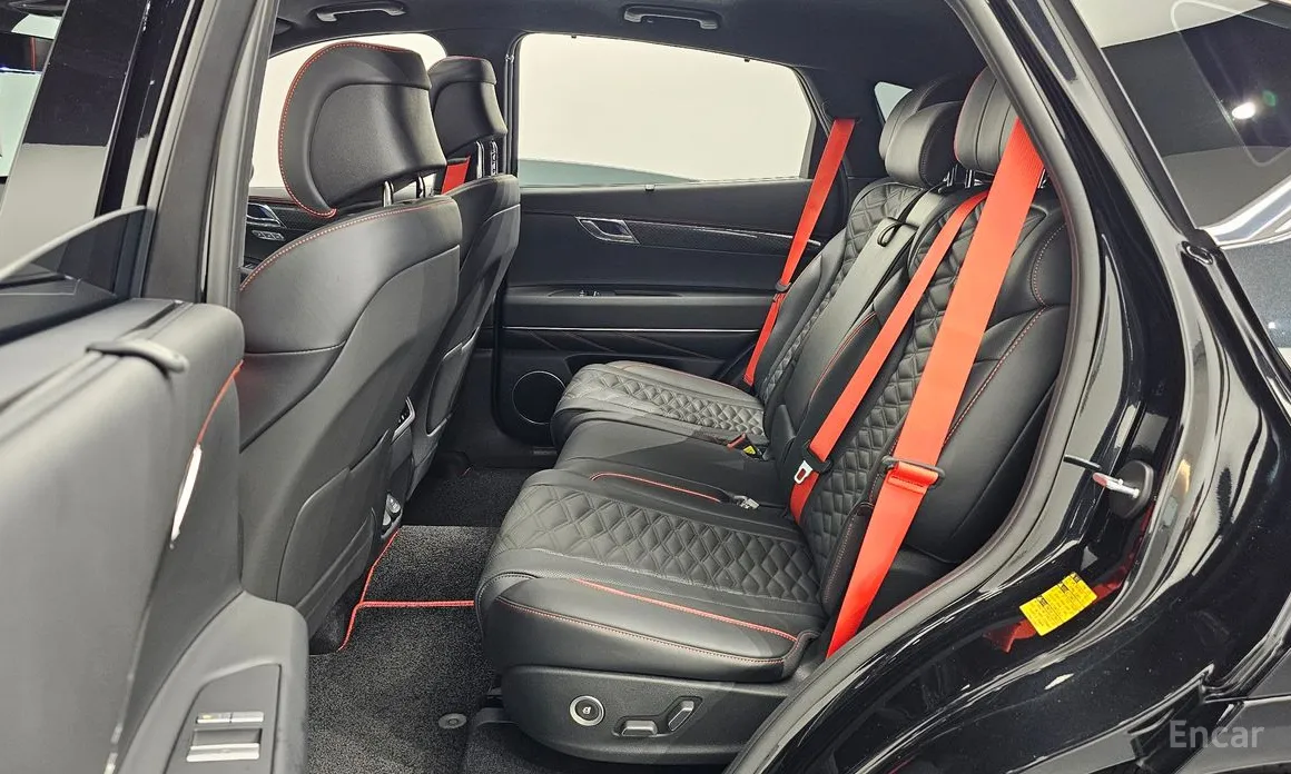 Фото 12 - Genesis GV80