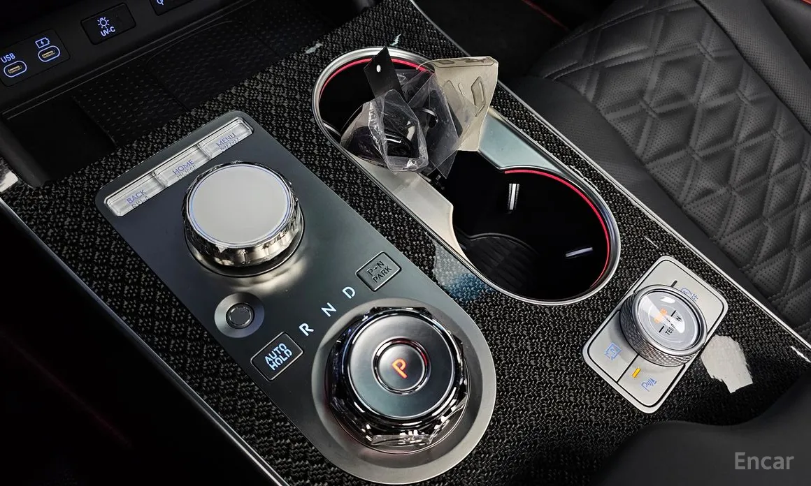 Фото 9 - Genesis GV80