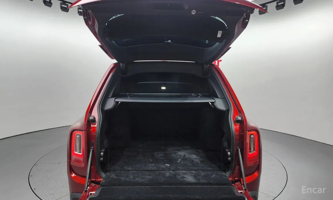 Фото 20 - Rolls-Royce Cullinan