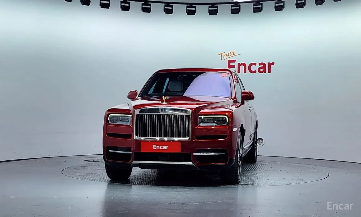 Фото 3 - Rolls-Royce Cullinan