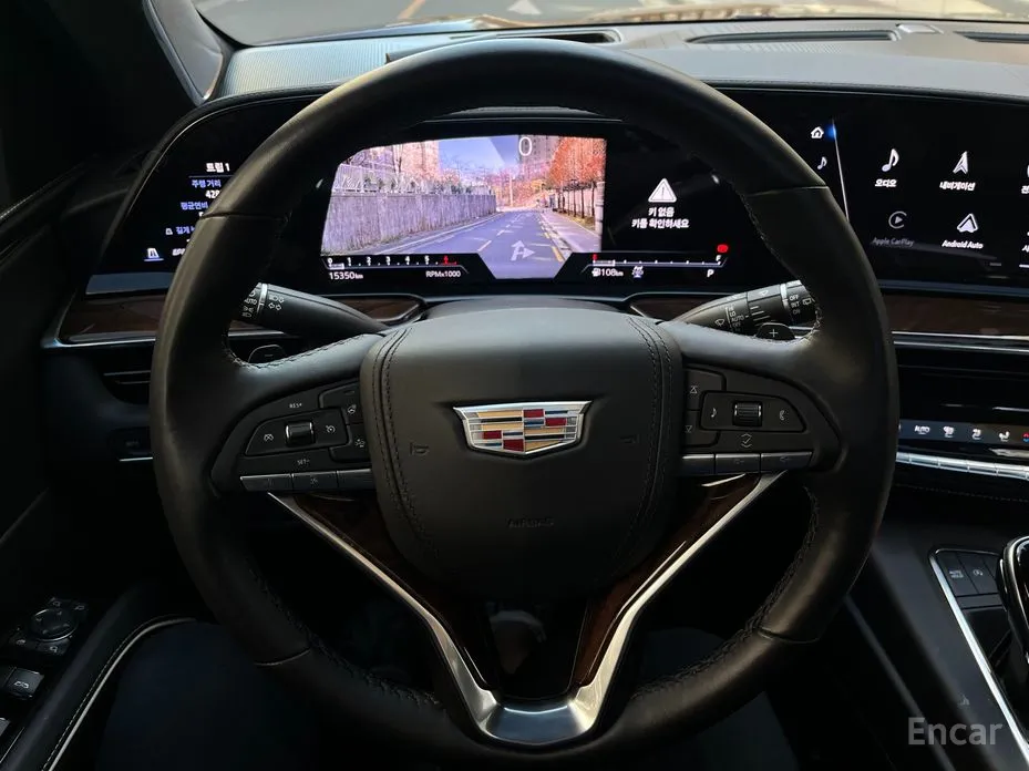 Фото 14 - Cadillac Escalade