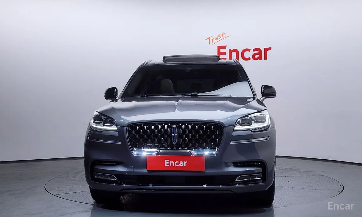 Фото 3 - Lincoln Aviator