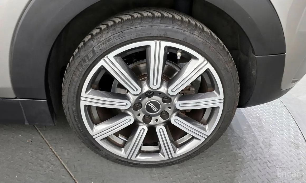 Фото 5 - Mini Clubman