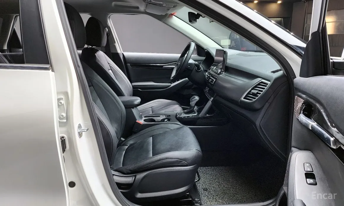 Фото 10 - Kia Seltos