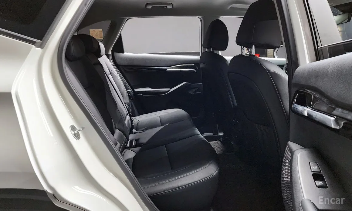 Фото 12 - Kia Seltos