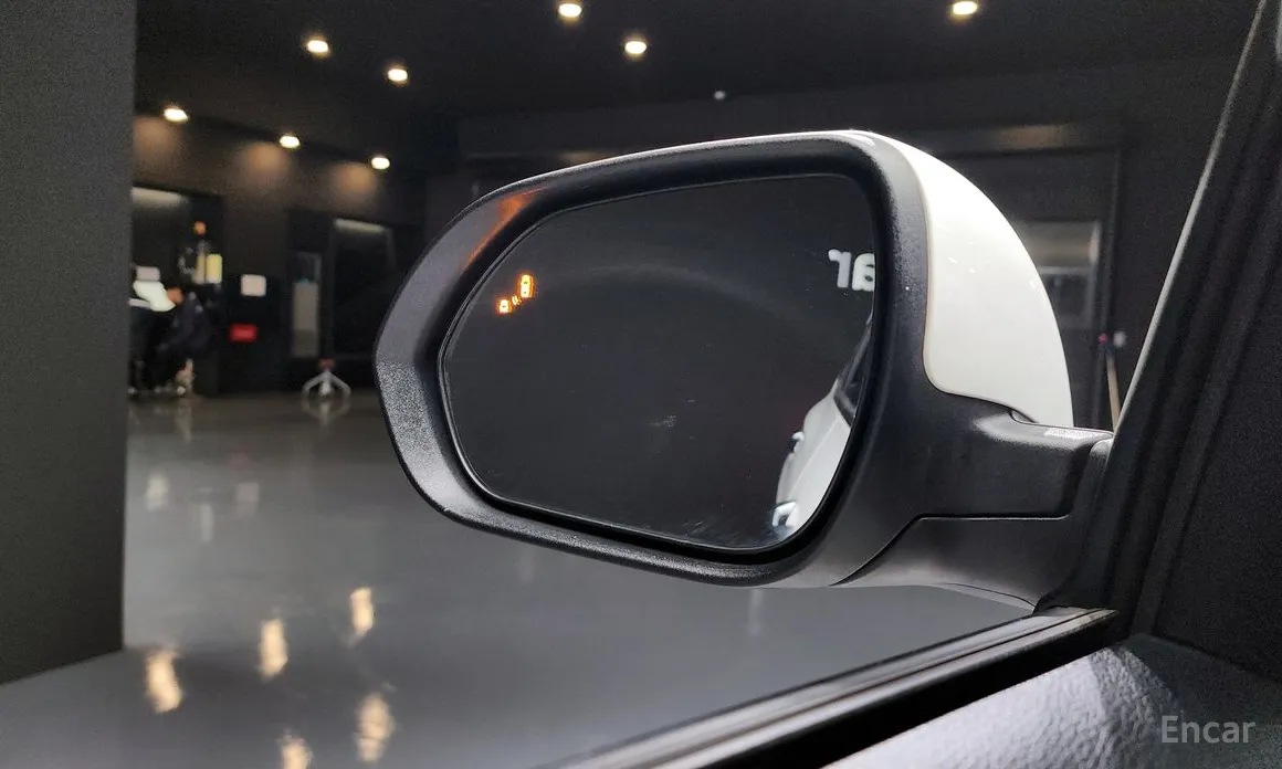 Фото 13 - Kia Seltos