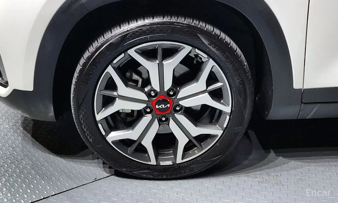 Фото 5 - Kia Seltos