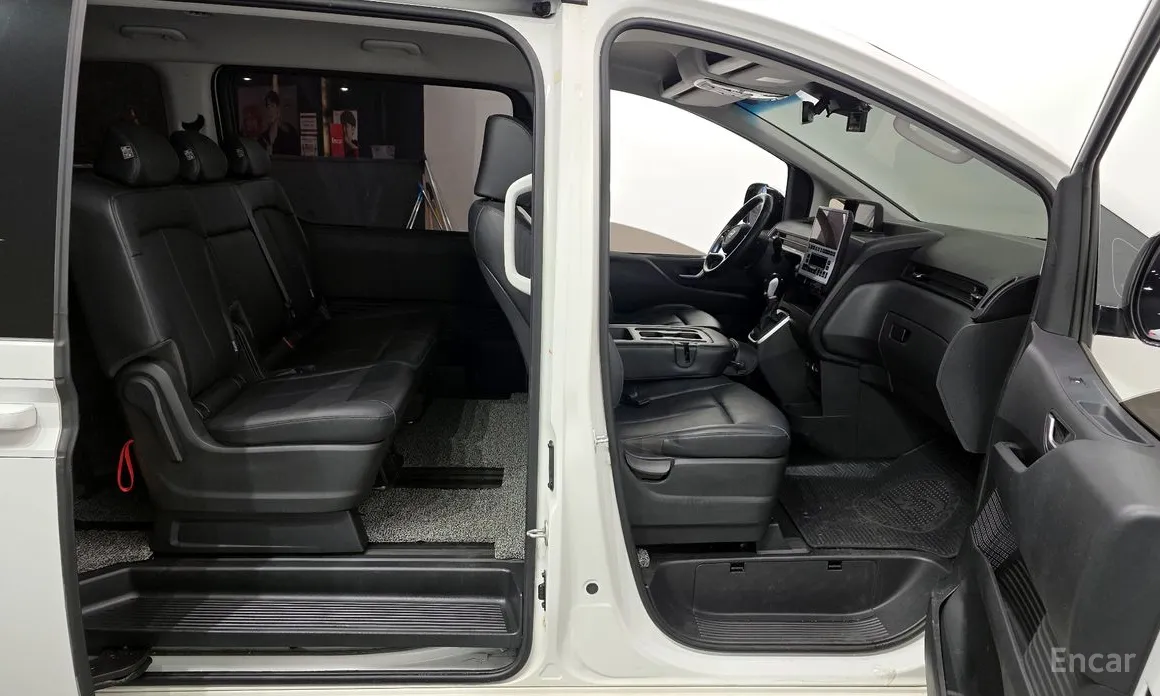 Фото 11 - Hyundai Staria