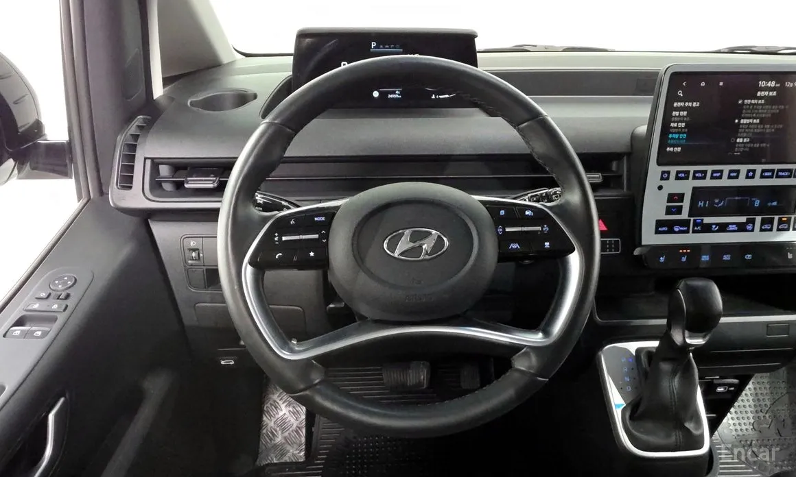 Фото 13 - Hyundai Staria