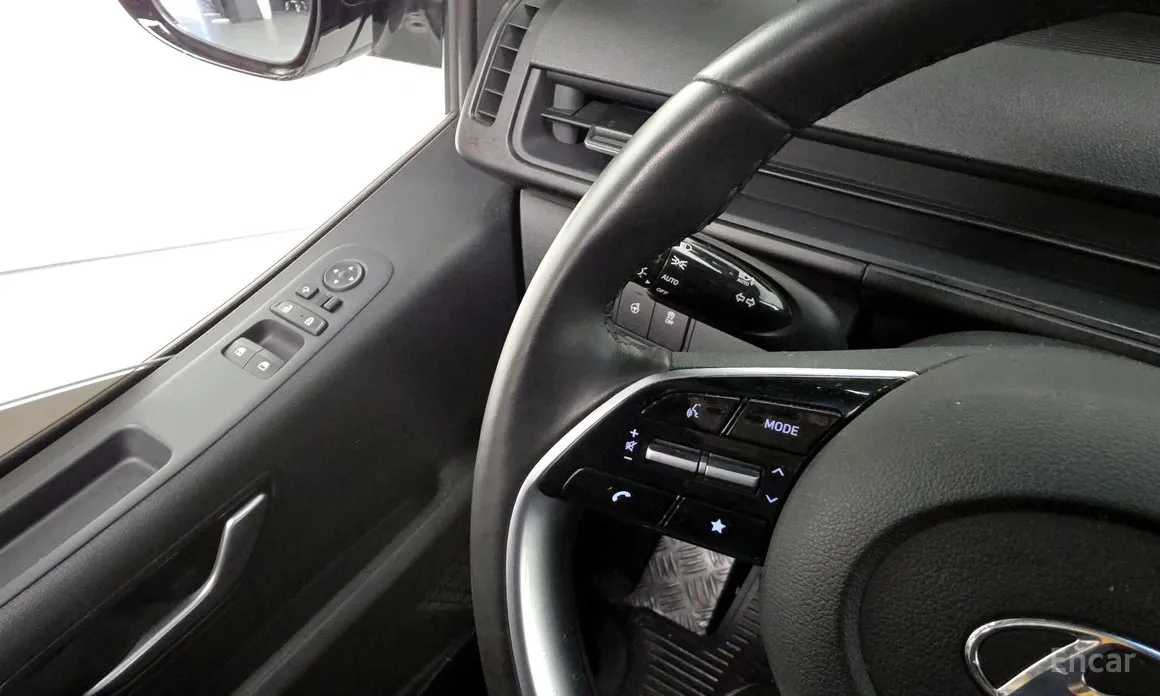 Фото 18 - Hyundai Staria